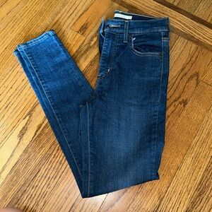 Levi’s high rise skinny jeans